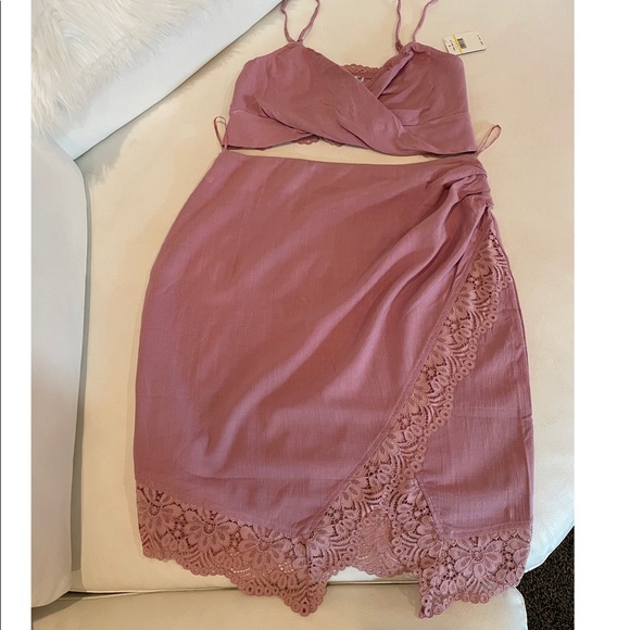 NWT M FREE PEOPLE blush pink lace trim mini skirt crop bralette set brand new - Picture 2 of 13